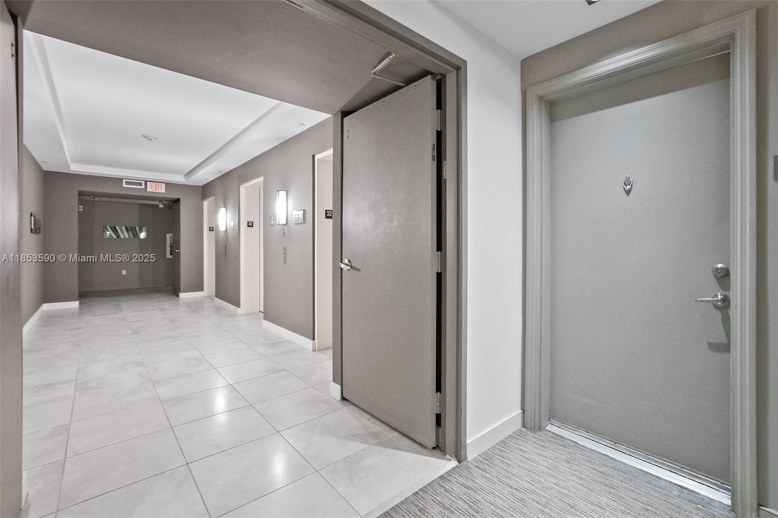 951 Brickell Ave # 3207