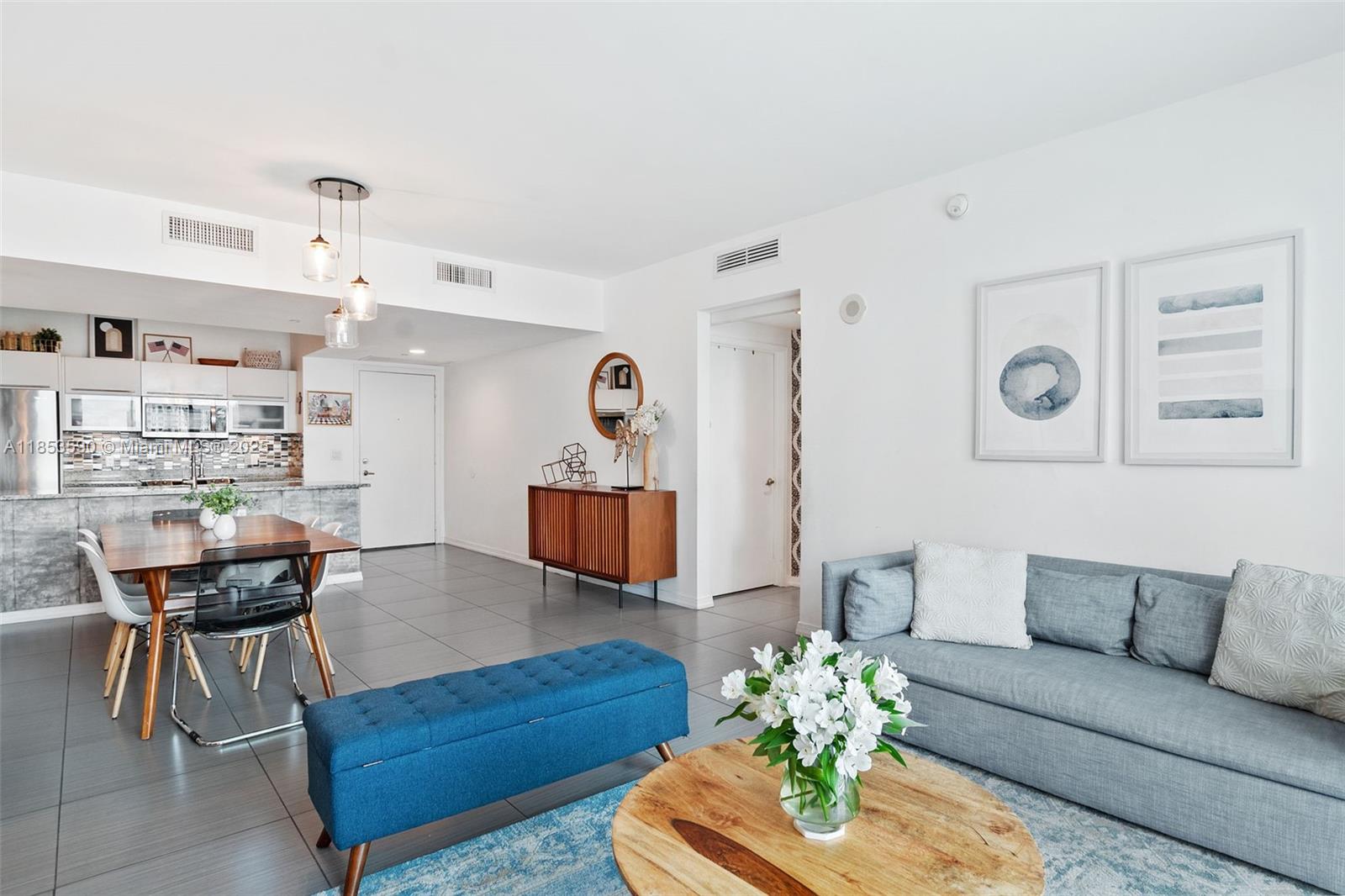 951 Brickell Ave # 3207