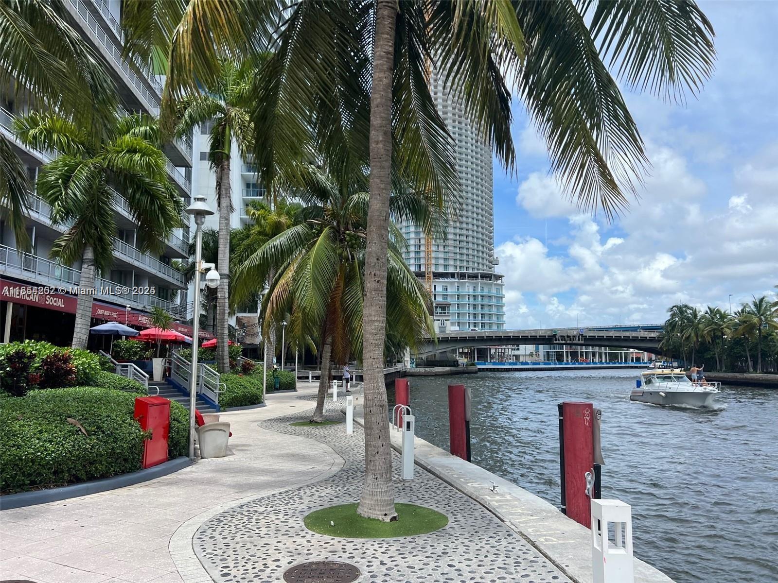 690 SW 1st Ct # 1032