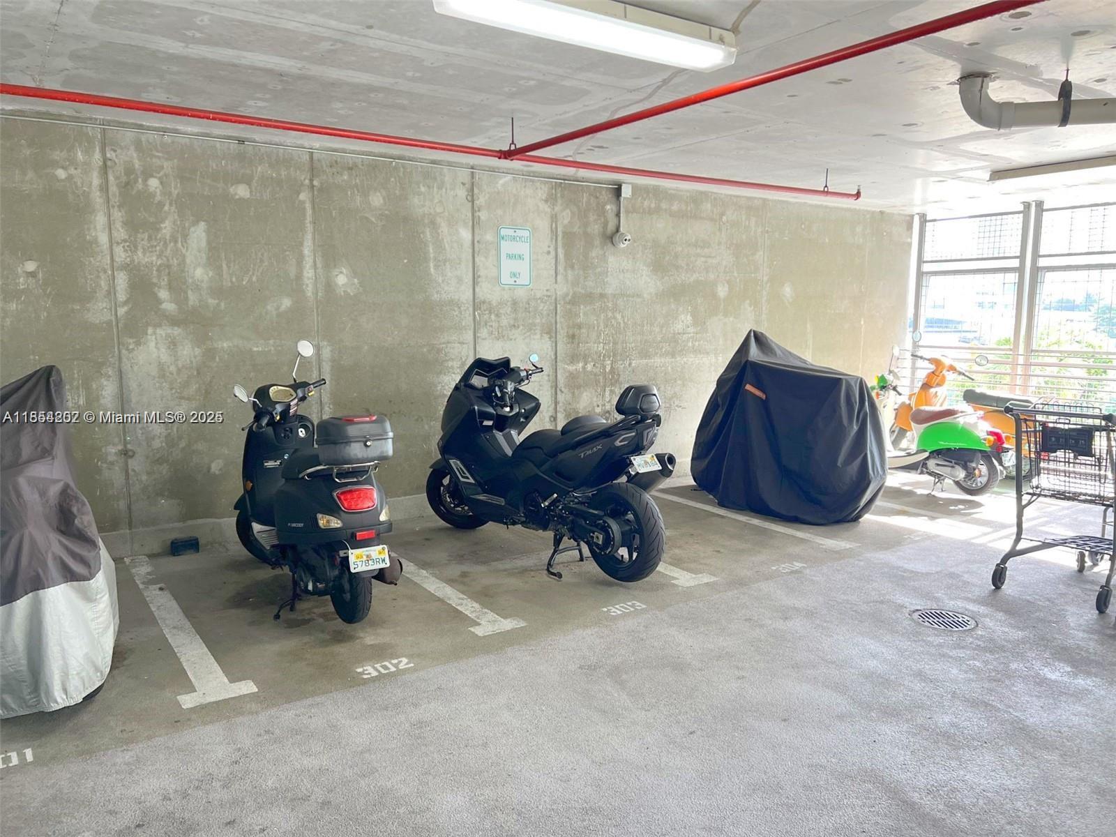 690 SW 1st Ct # 1032