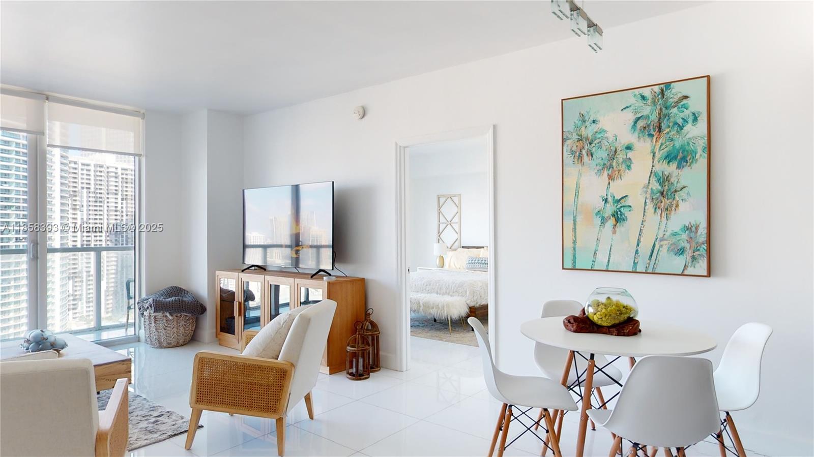 500 Brickell Ave # 3405