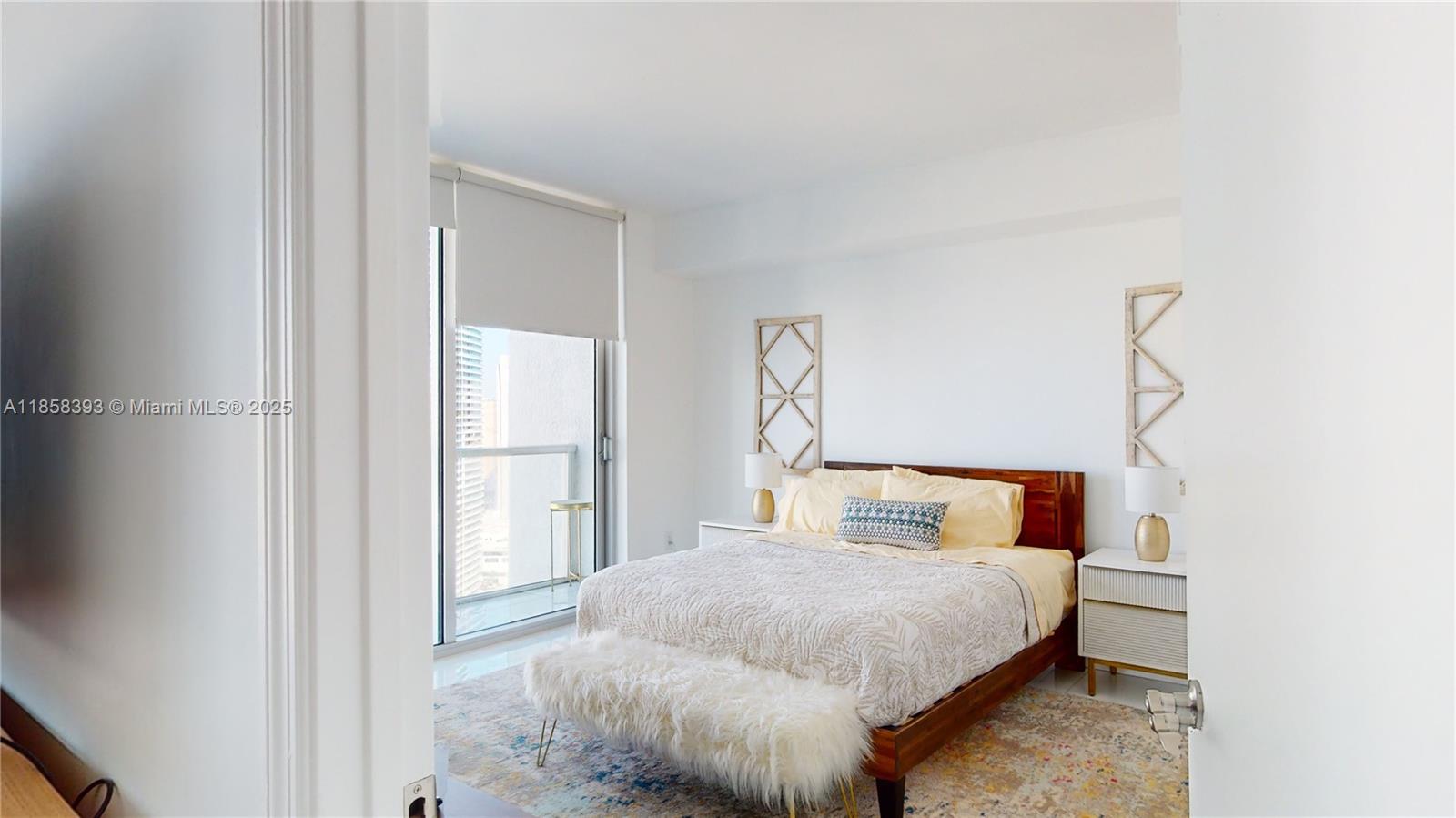 500 Brickell Ave # 3405