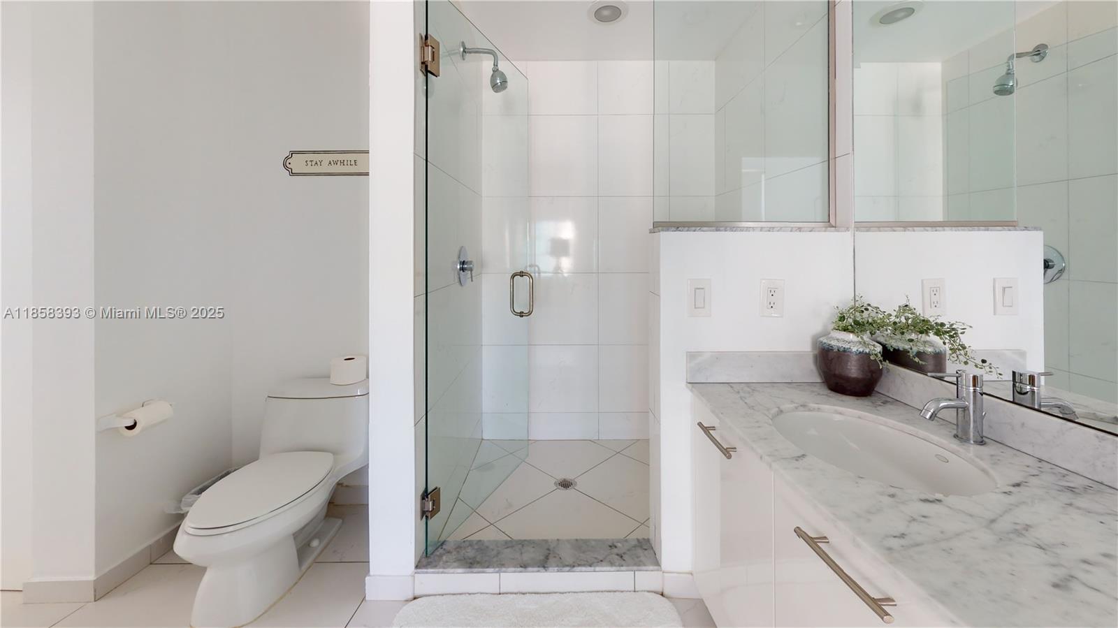 500 Brickell Ave # 3405