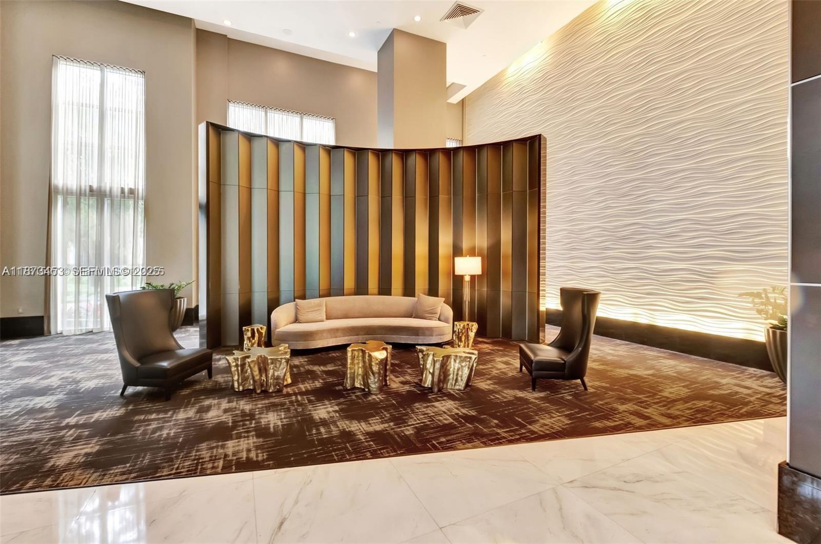 951 Brickell Ave # 2010