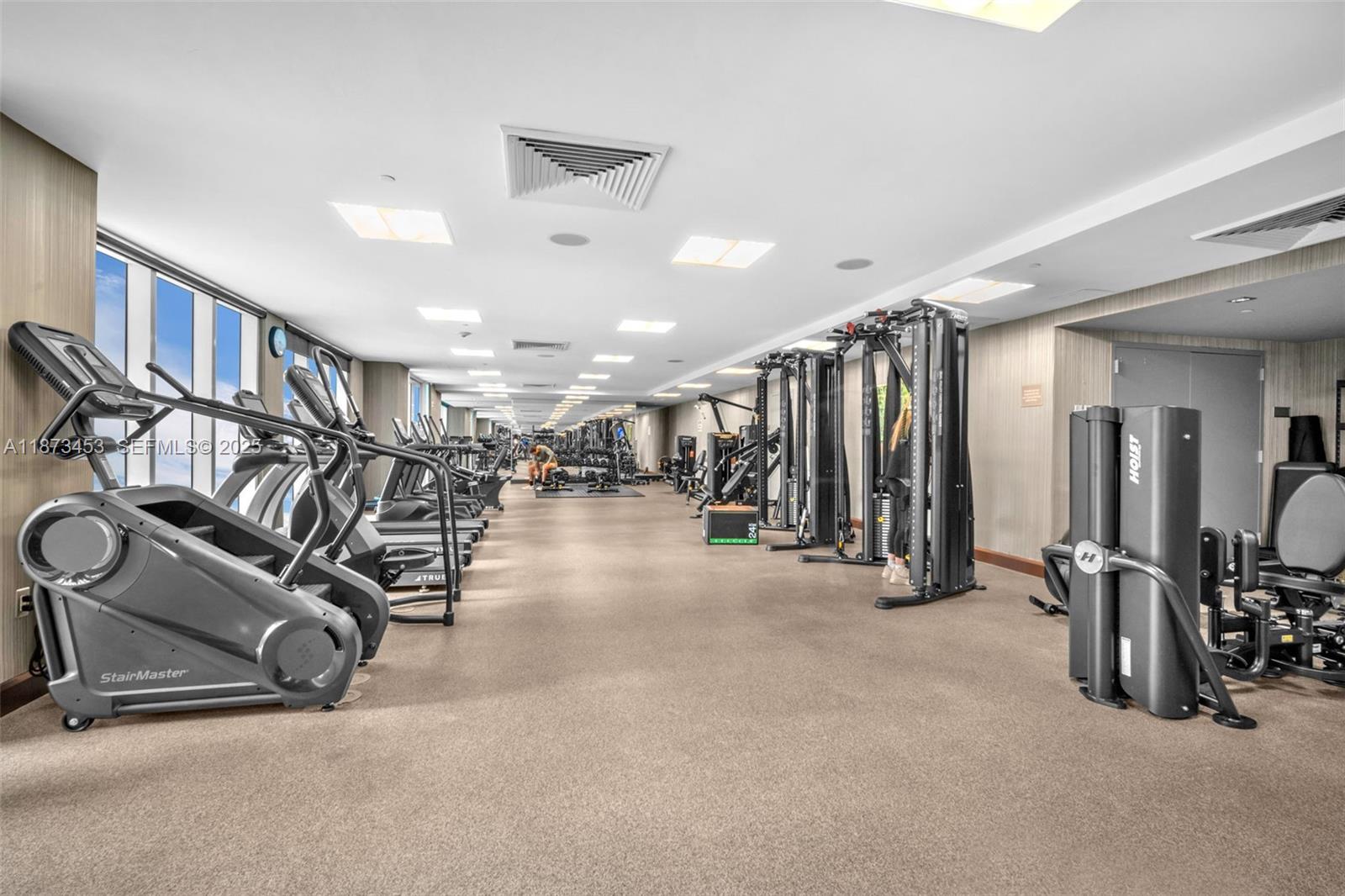 951 Brickell Ave # 2010