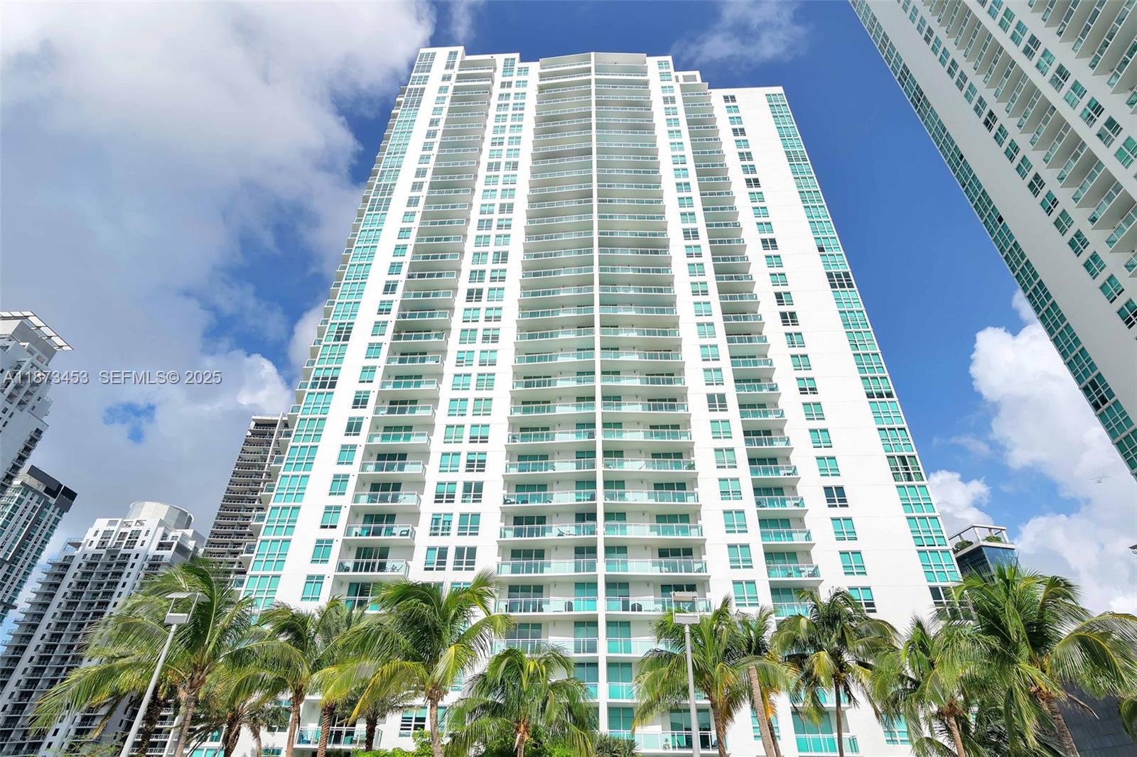 951 Brickell Ave # 2010