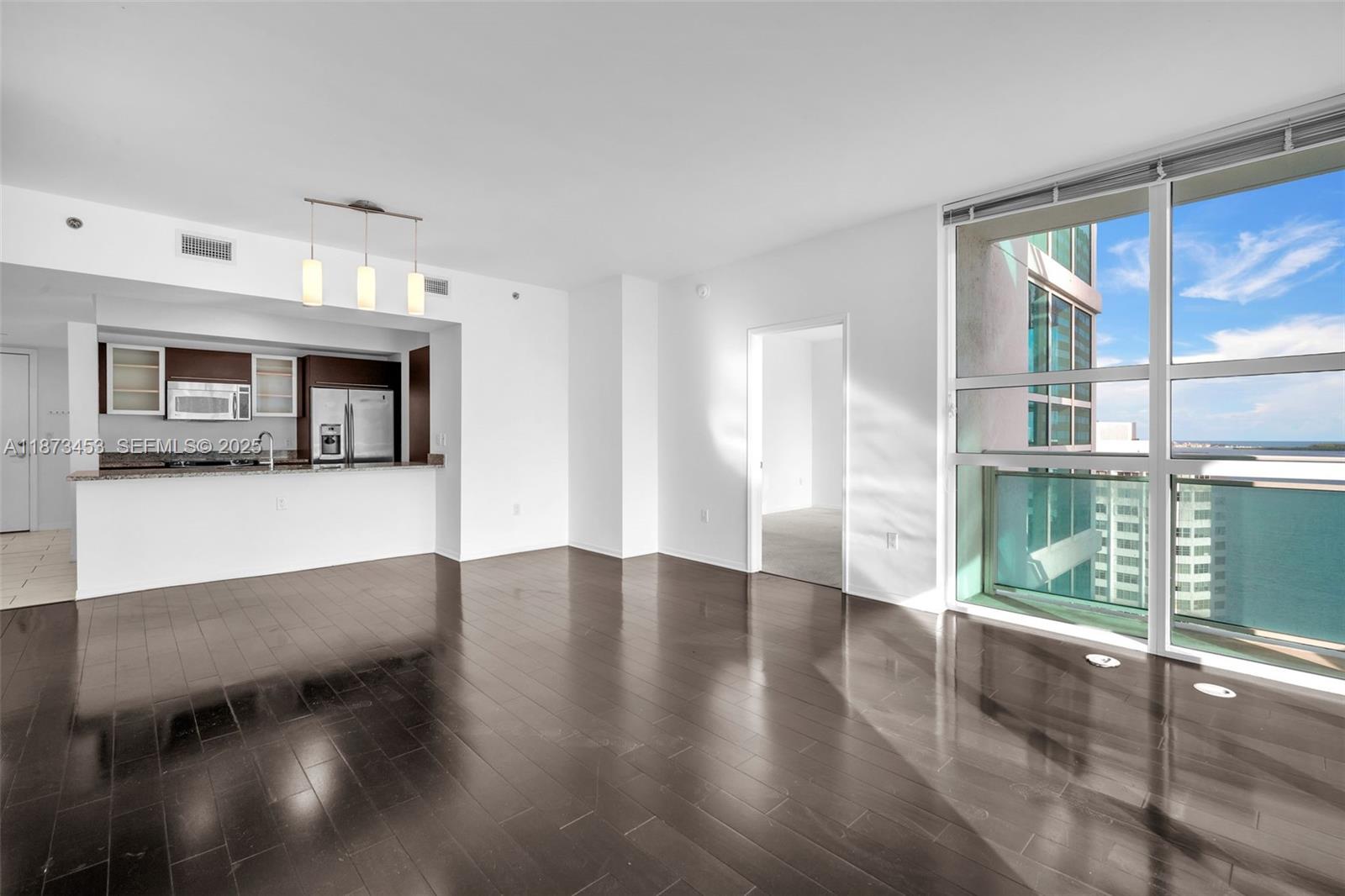 951 Brickell Ave # 2010