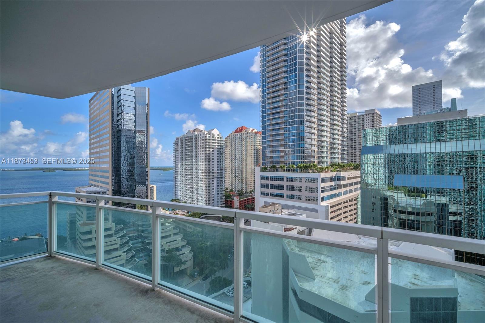 951 Brickell Ave # 2010