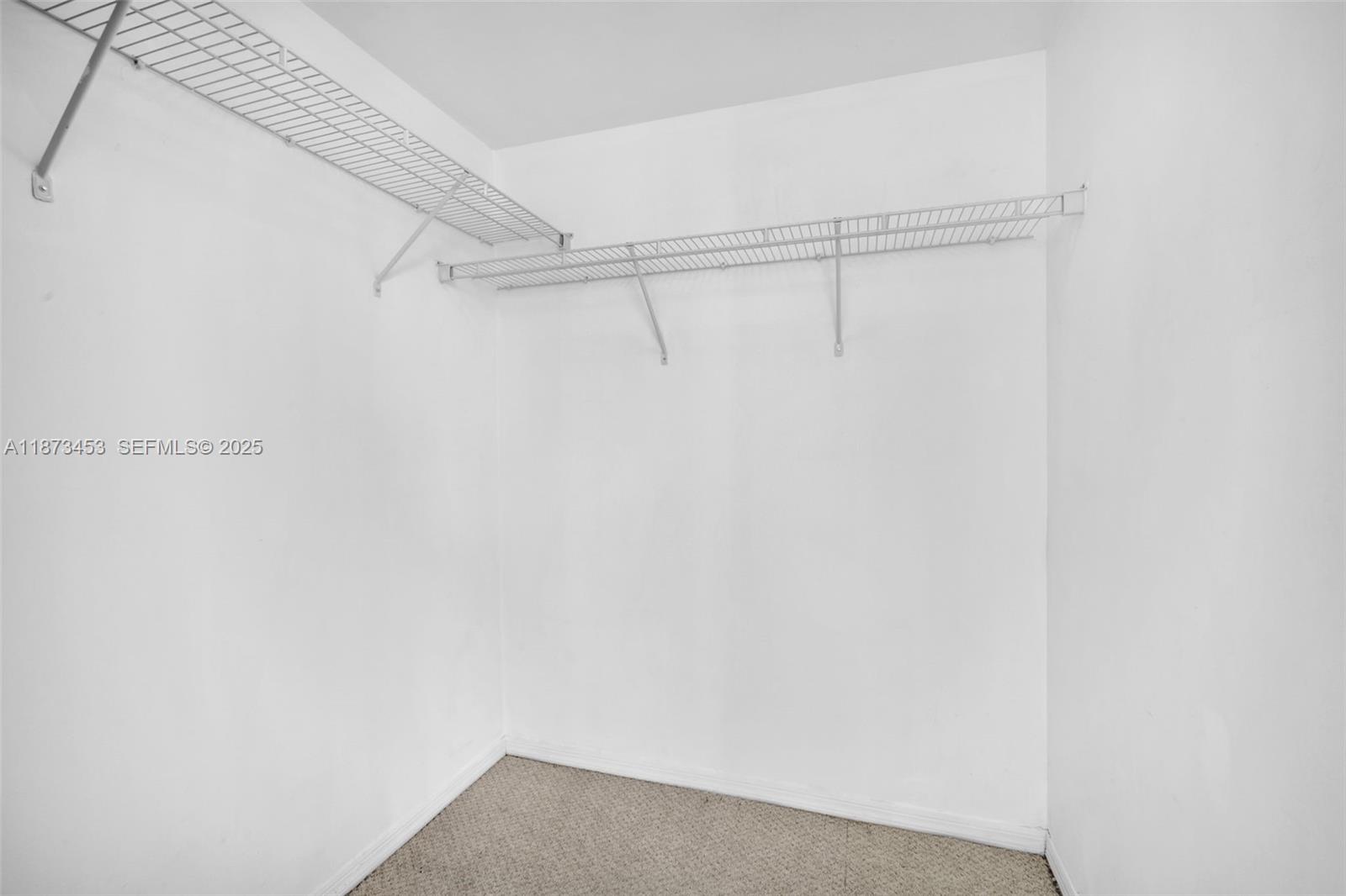 951 Brickell Ave # 2010