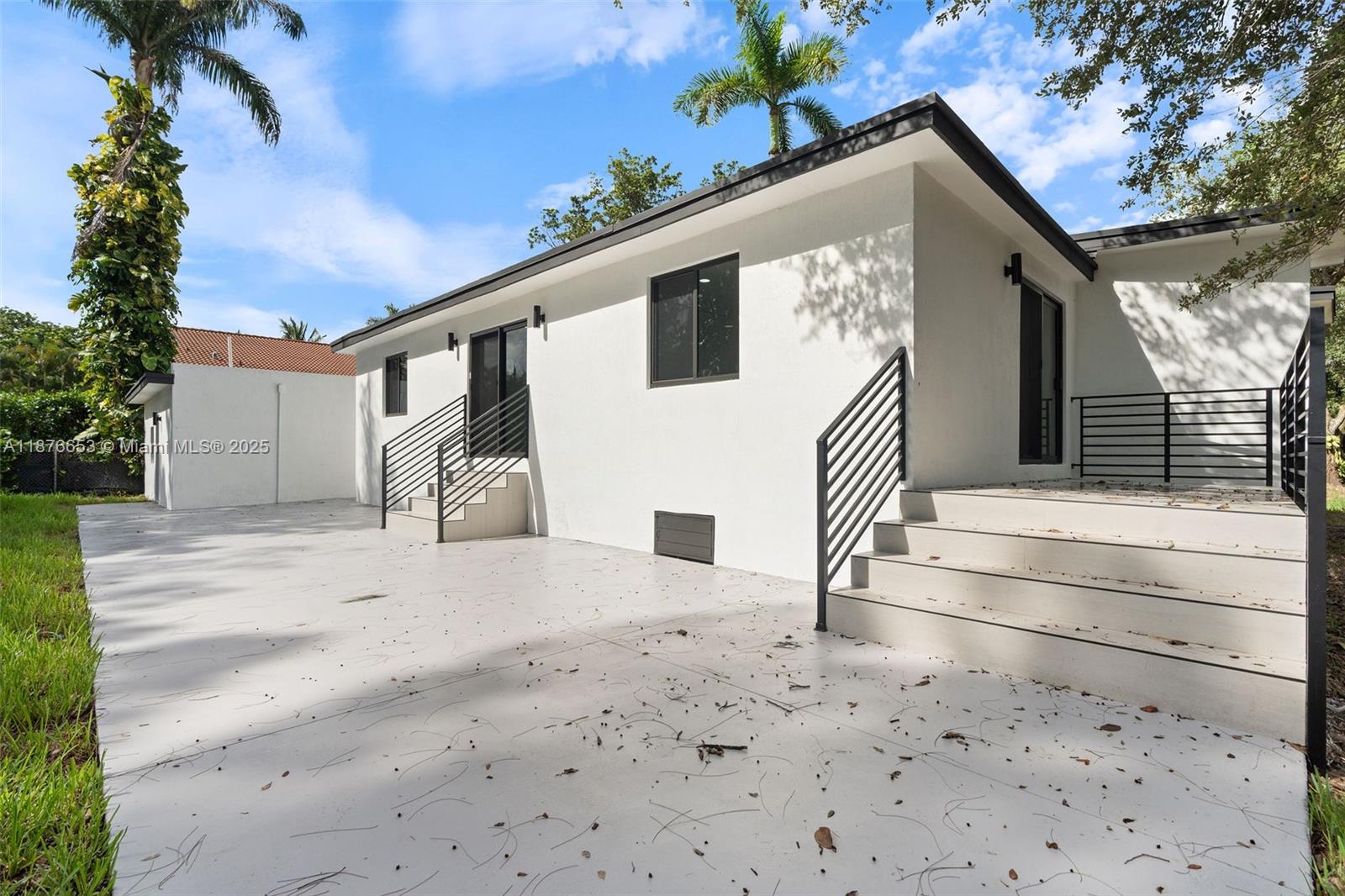 4800 SW 61st Ave