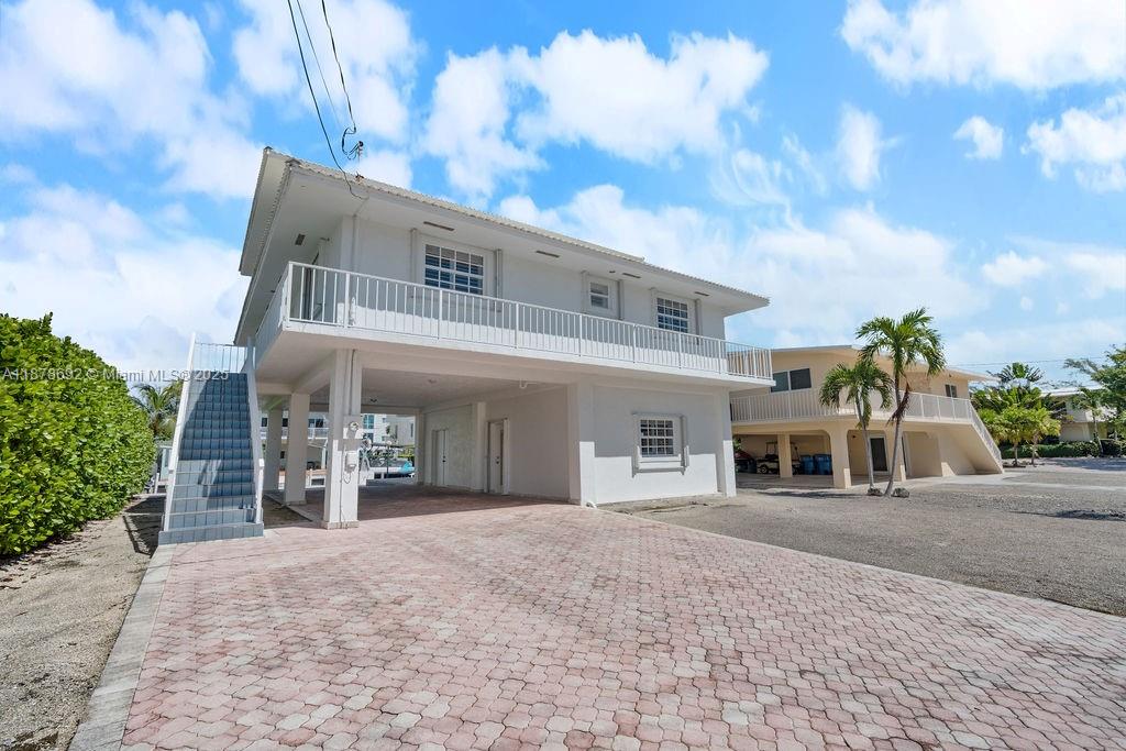 106 Lisbon Ct
