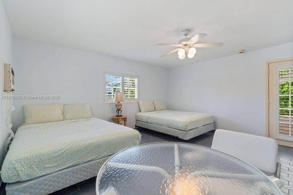 106 Lisbon Ct