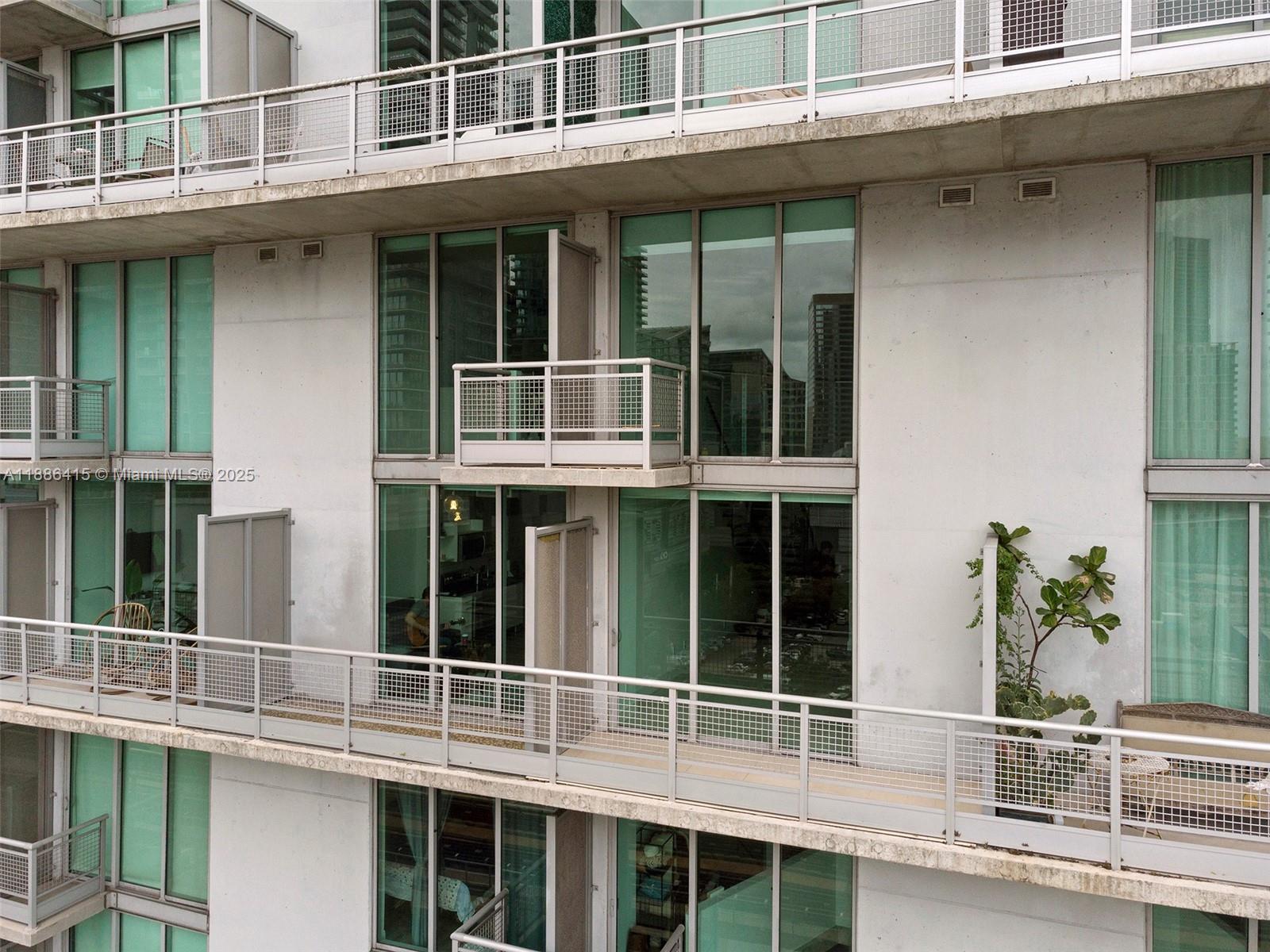 690 SW 1st Ct # 1514