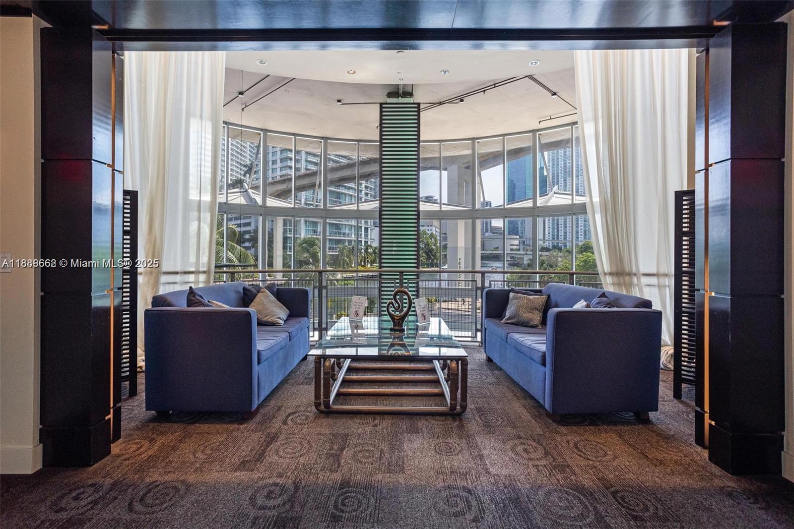 690 SW 1st Ct # 1005