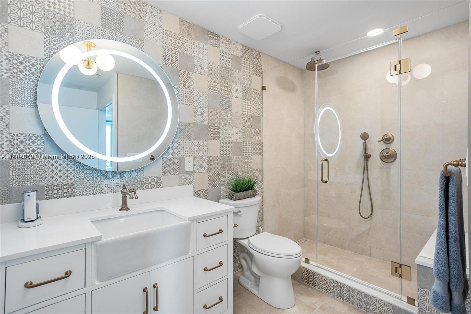 690 SW 1st Ct # 1005