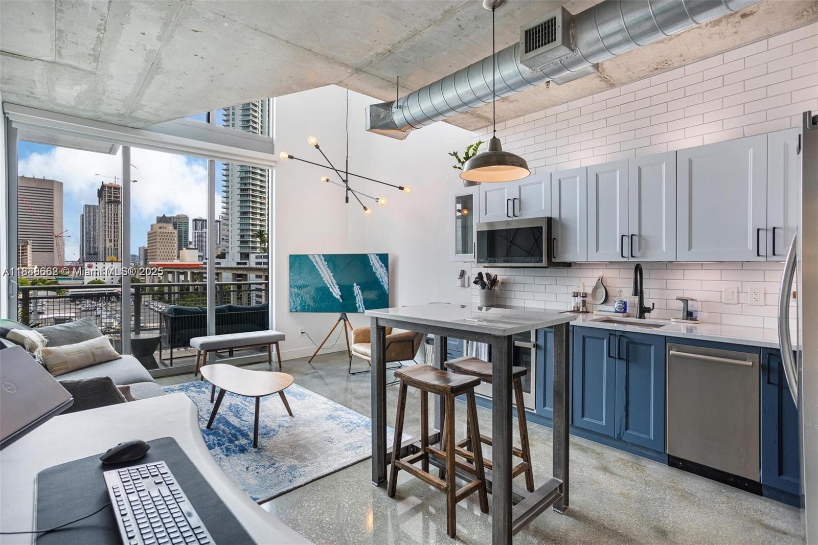 690 SW 1st Ct # 1005