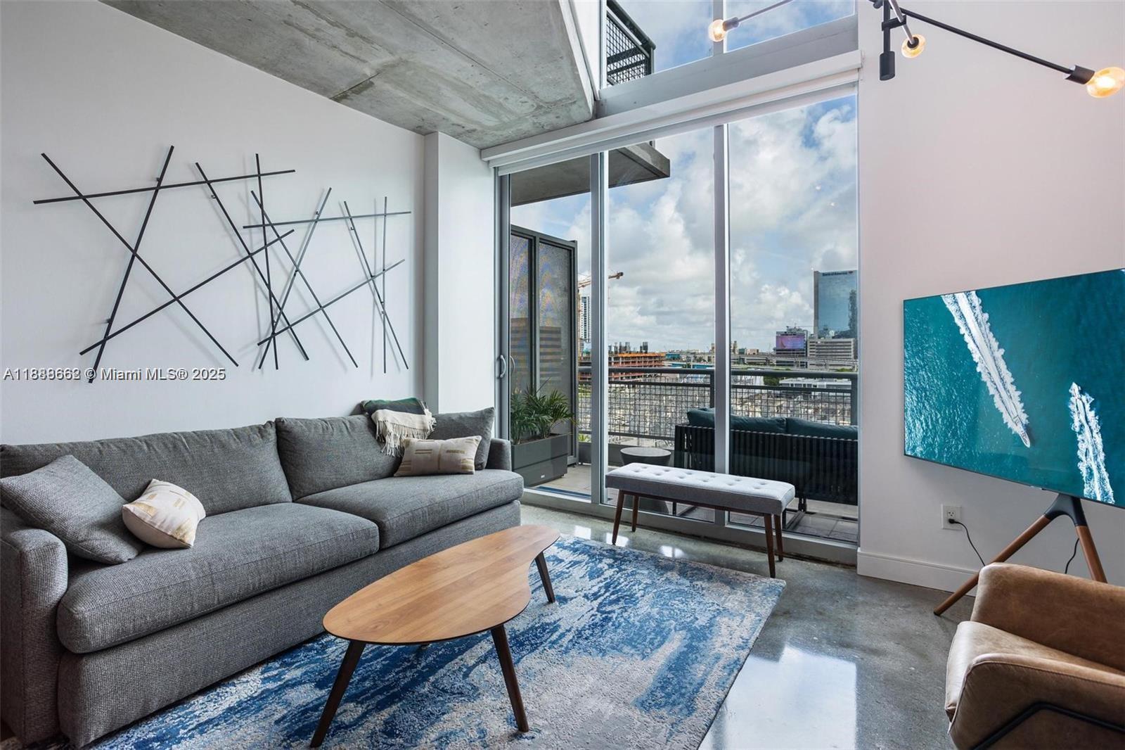 690 SW 1st Ct # 1005