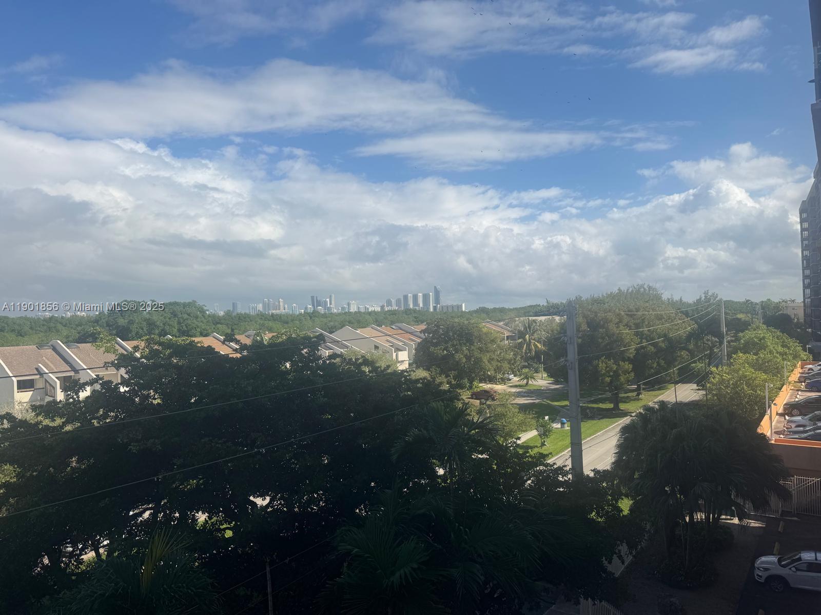 2450 NE 135th St # 408