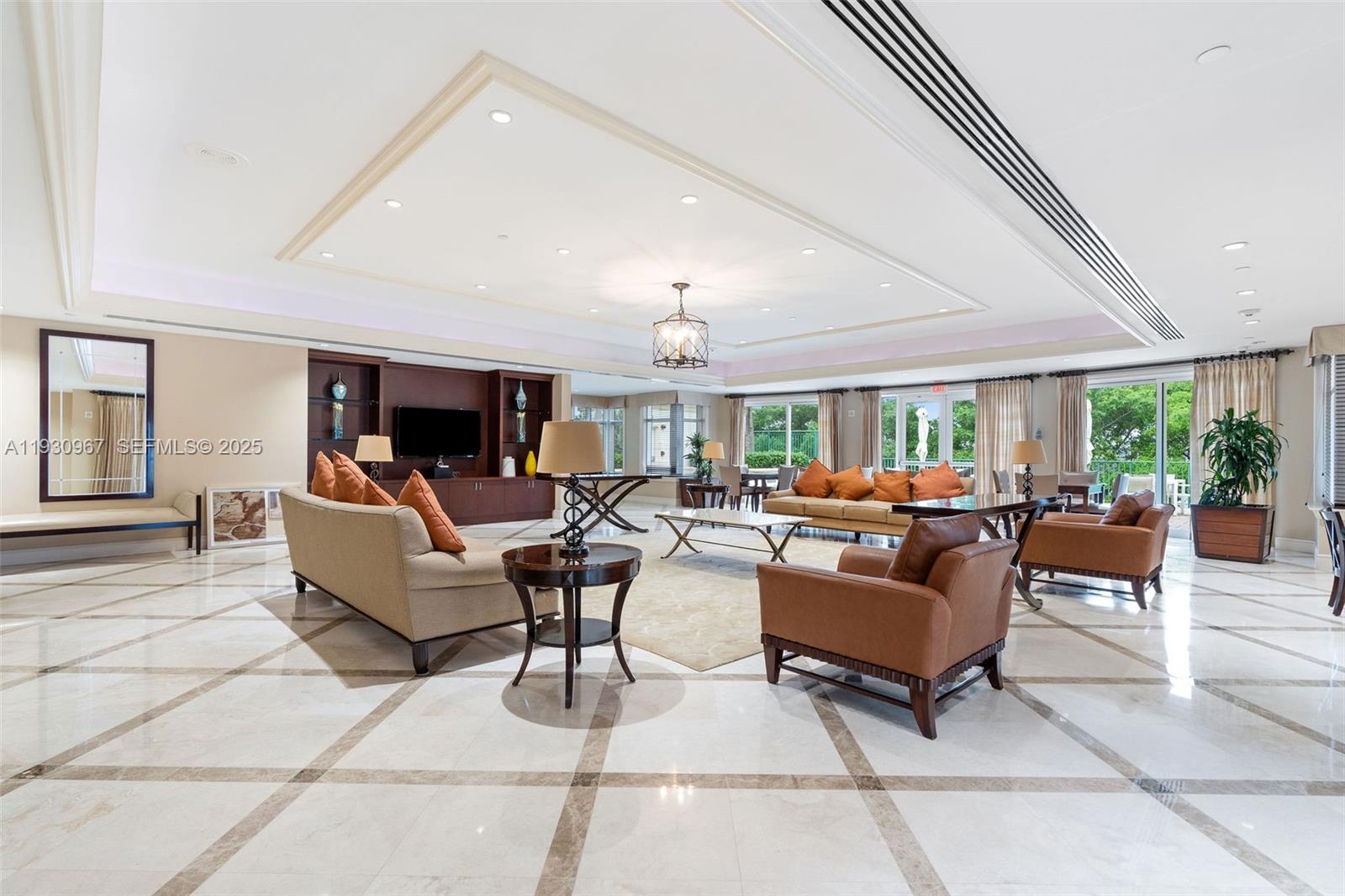 19900 E Country Club Dr # 616