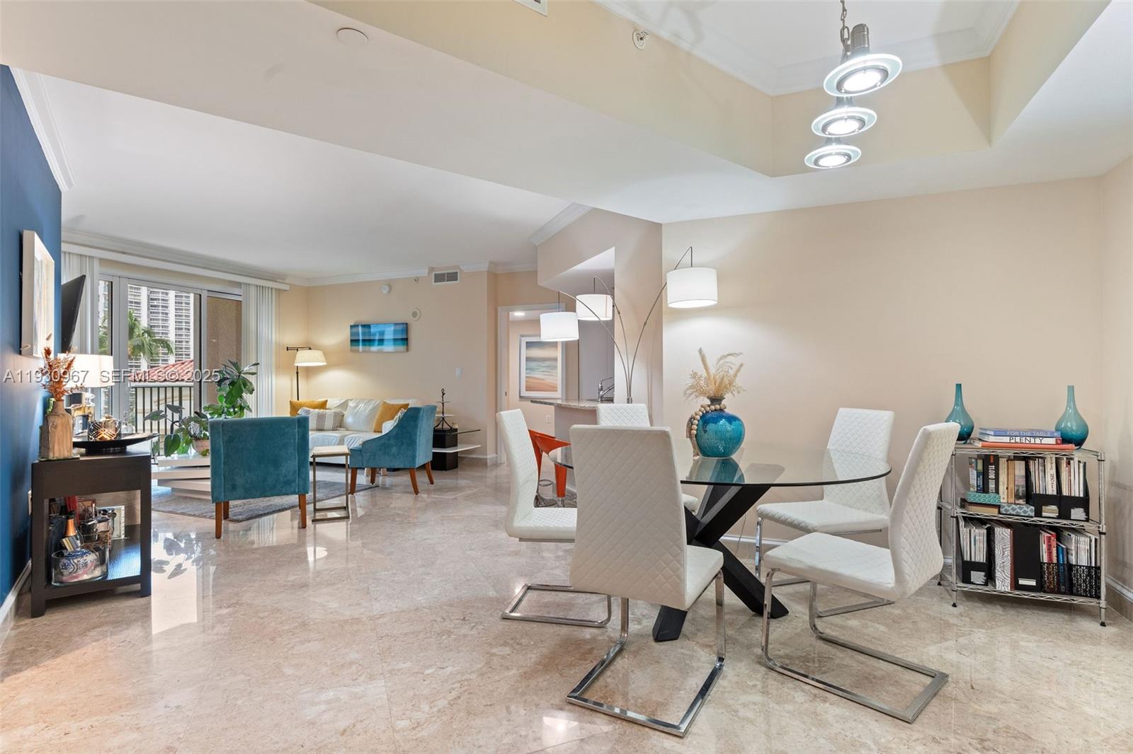 19900 E Country Club Dr # 616