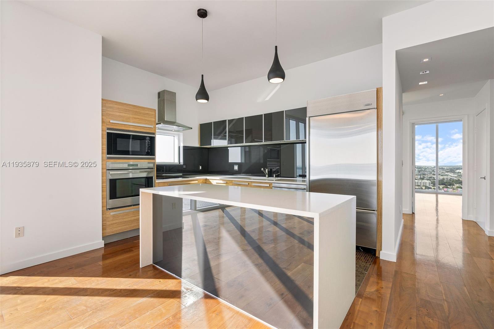 2020 N Bayshore Dr # 3510