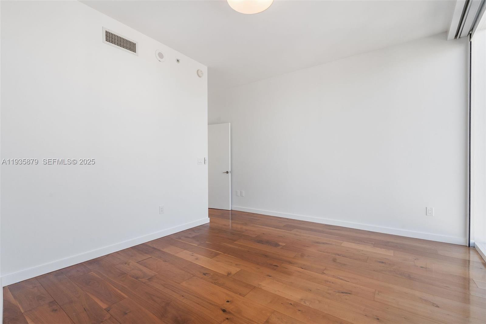 2020 N Bayshore Dr # 3510