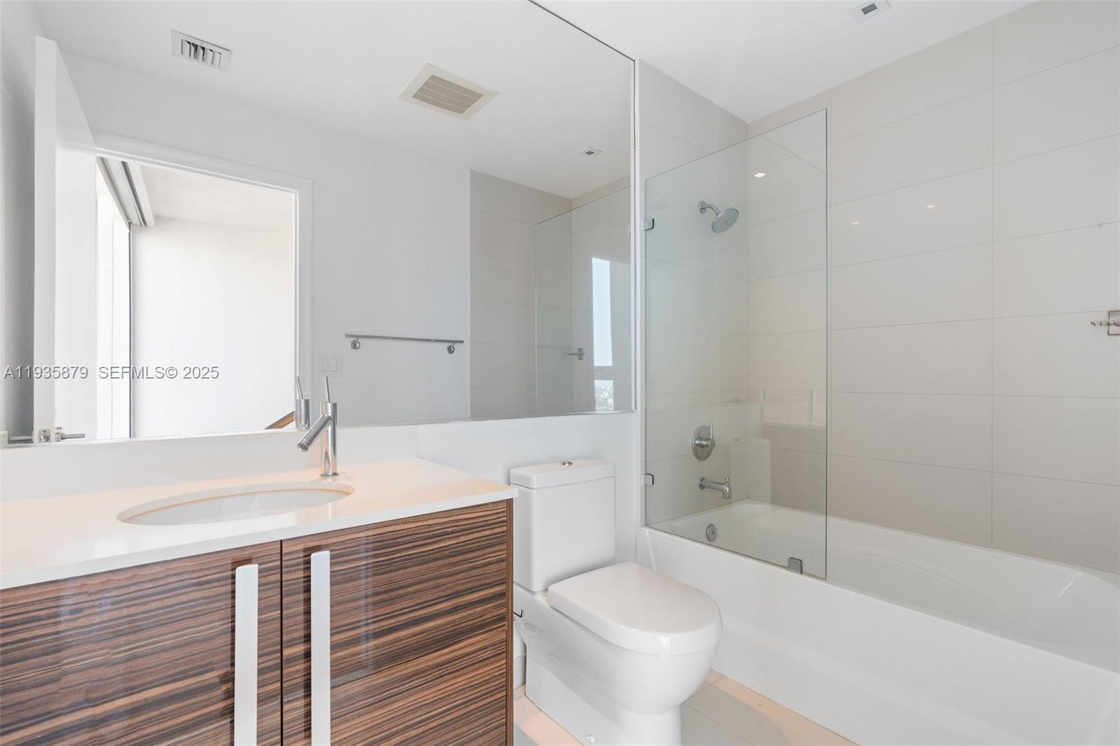 2020 N Bayshore Dr # 3510