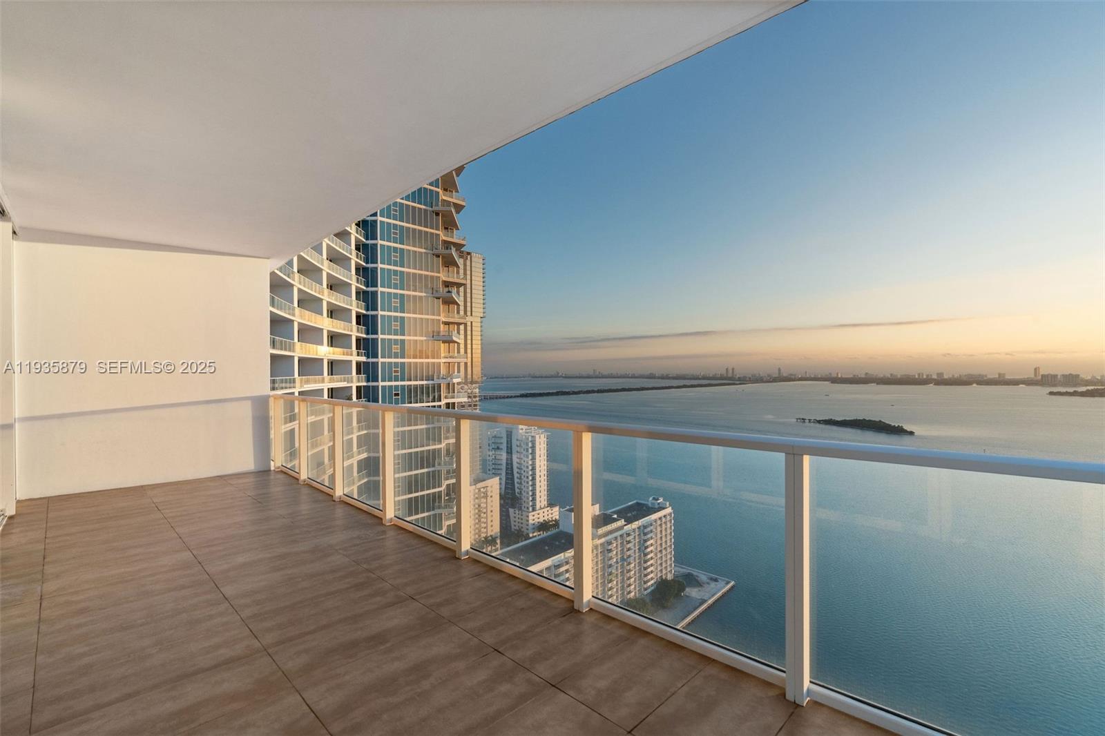 2020 N Bayshore Dr # 3510