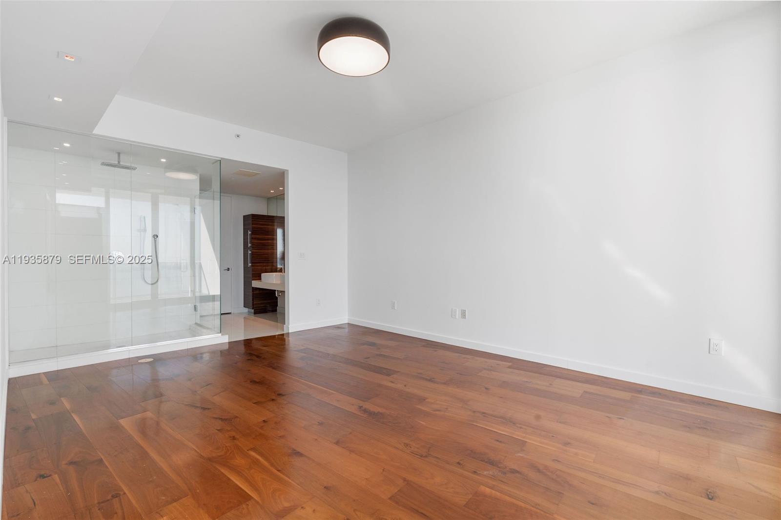 2020 N Bayshore Dr # 3510