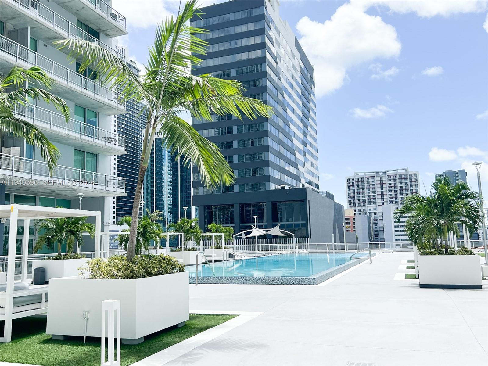 690 SW 1st Ct # 1511