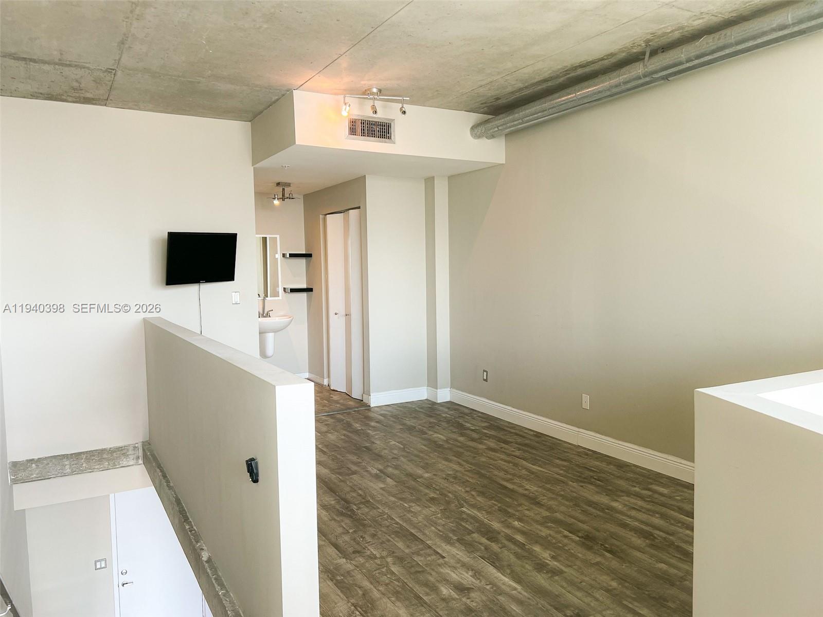 690 SW 1st Ct # 1511