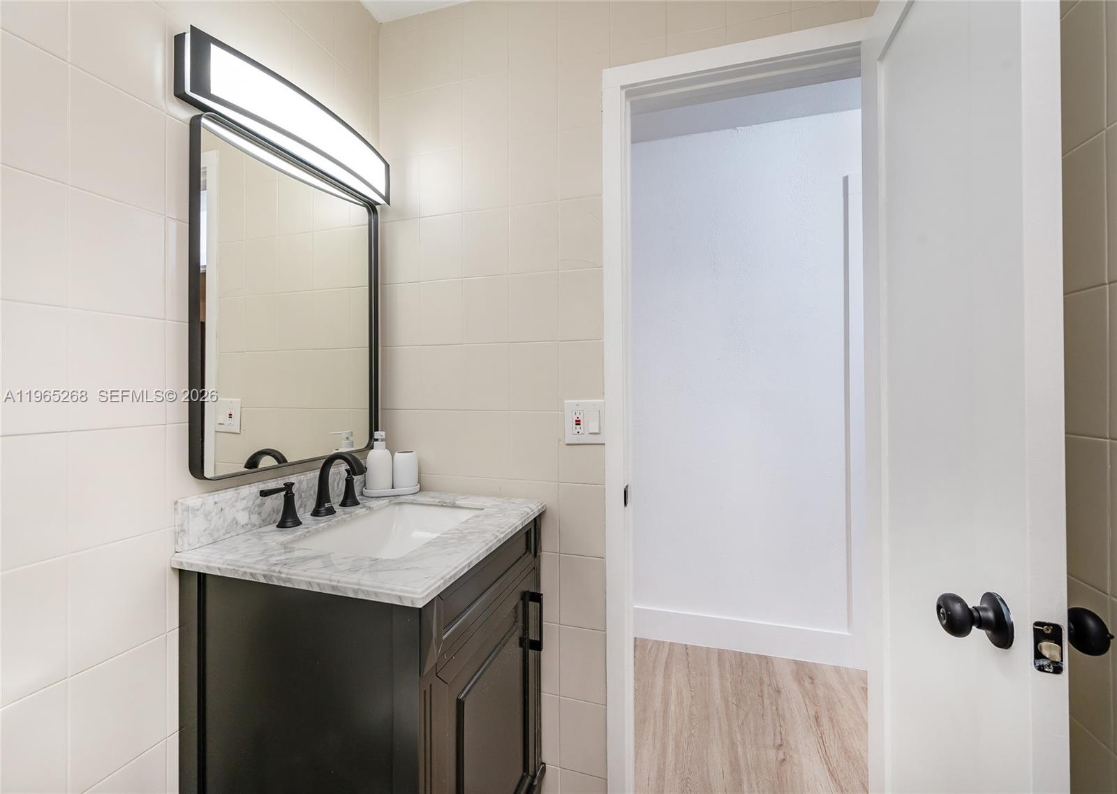 3321 NW 19th Ter # B