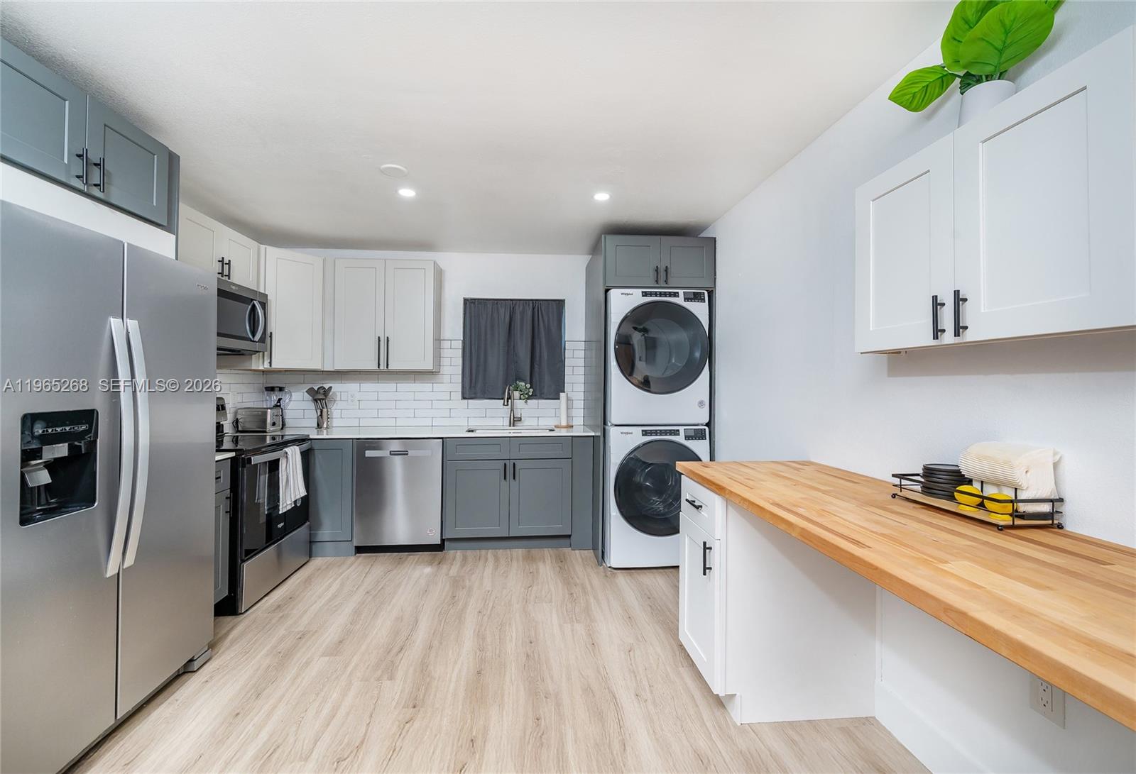 3321 NW 19th Ter # B