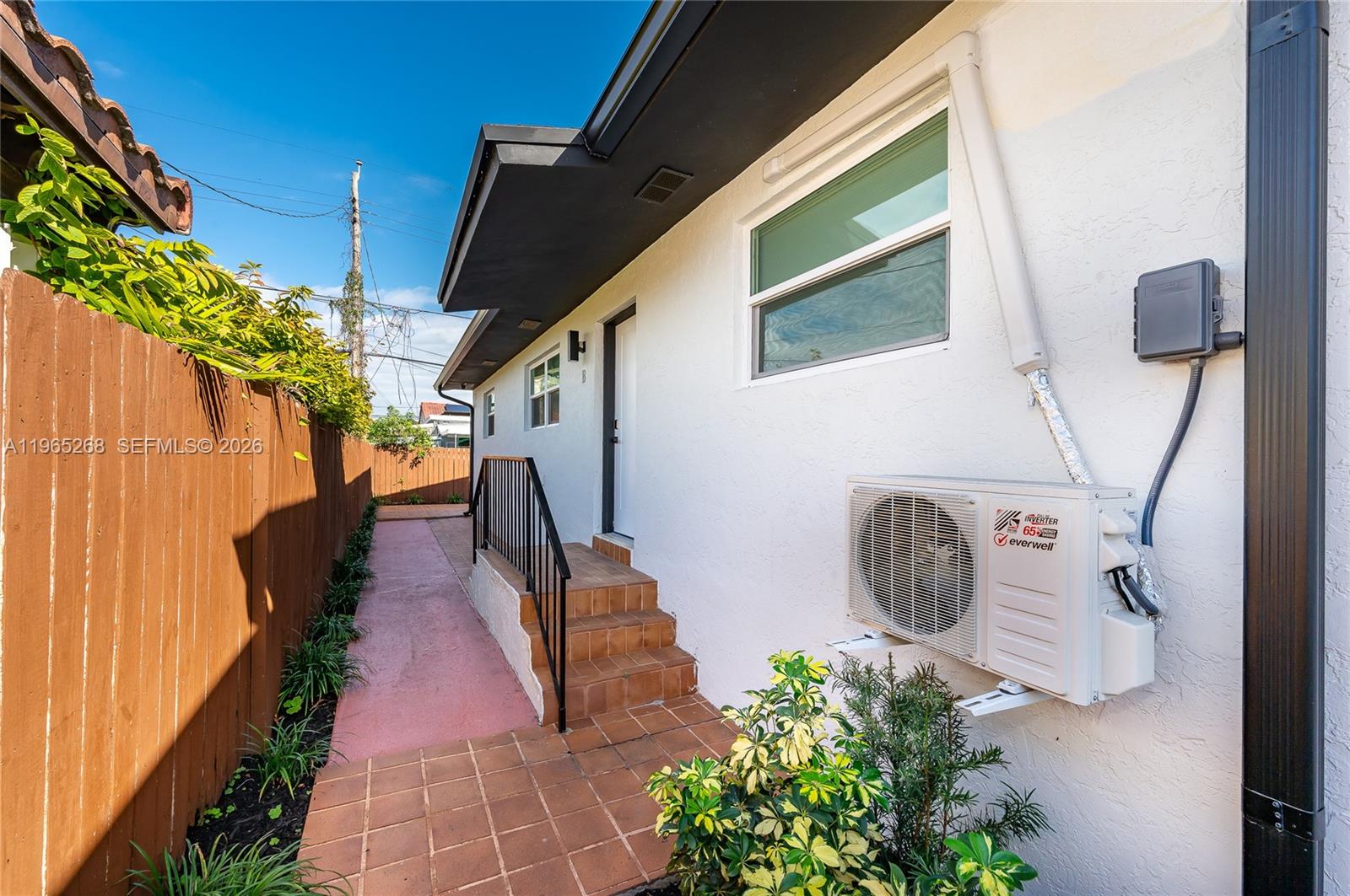 3321 NW 19th Ter # B