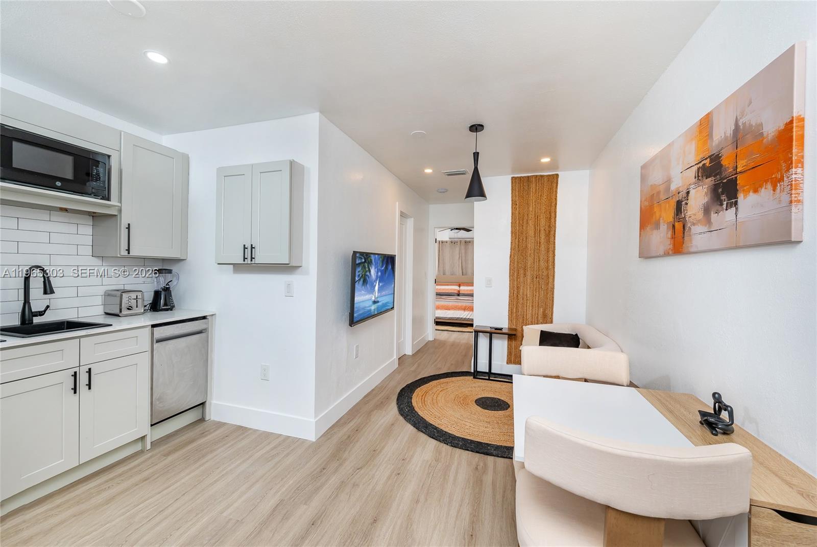 3321 NW 19th Ter # C