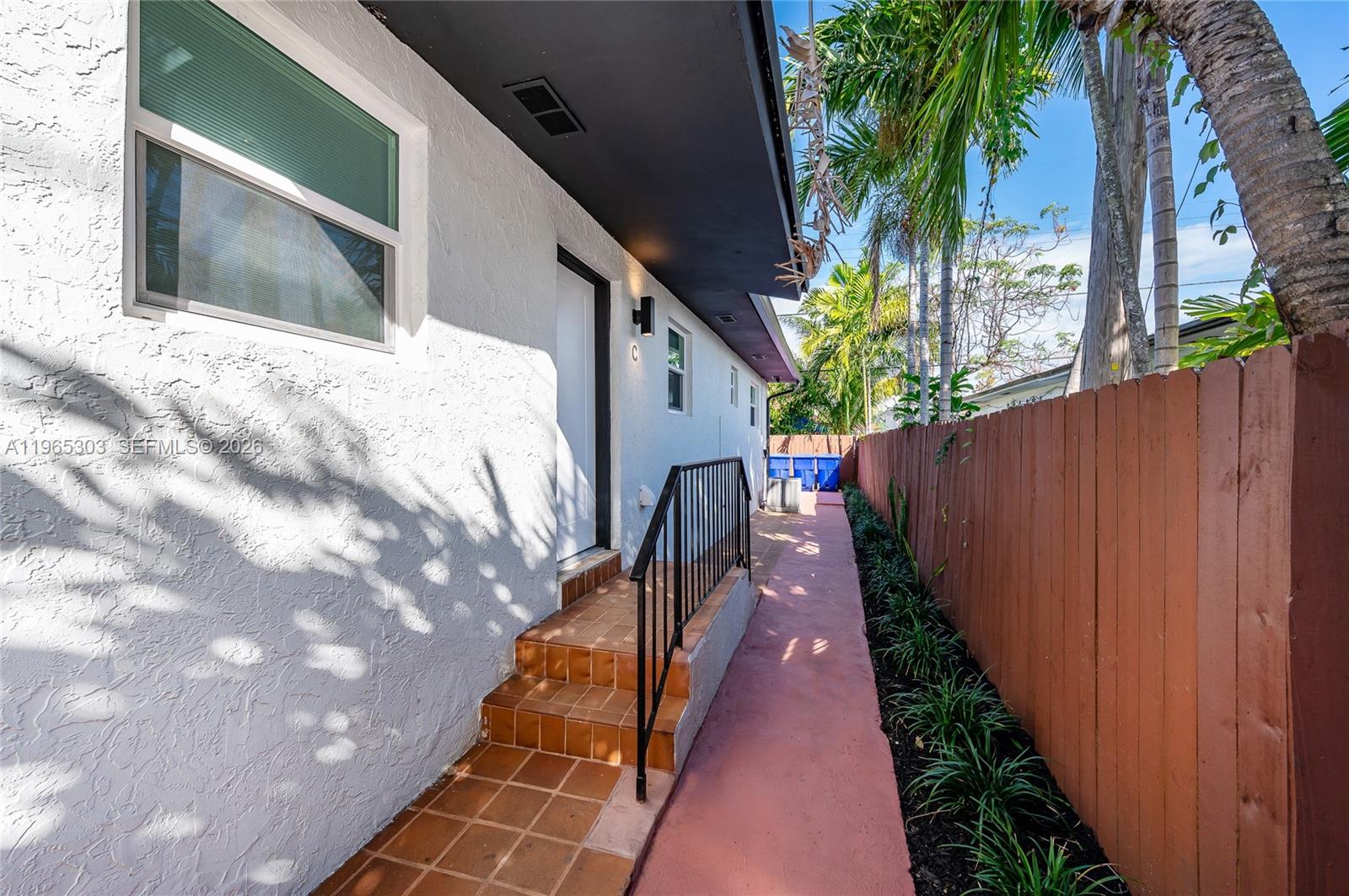 3321 NW 19th Ter # C