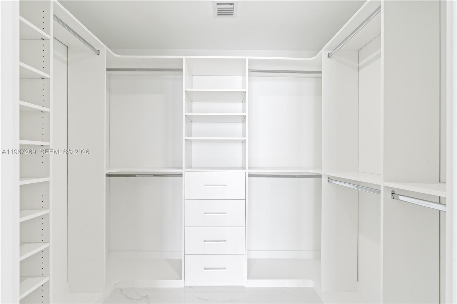 700 NE 24th ST # 1806