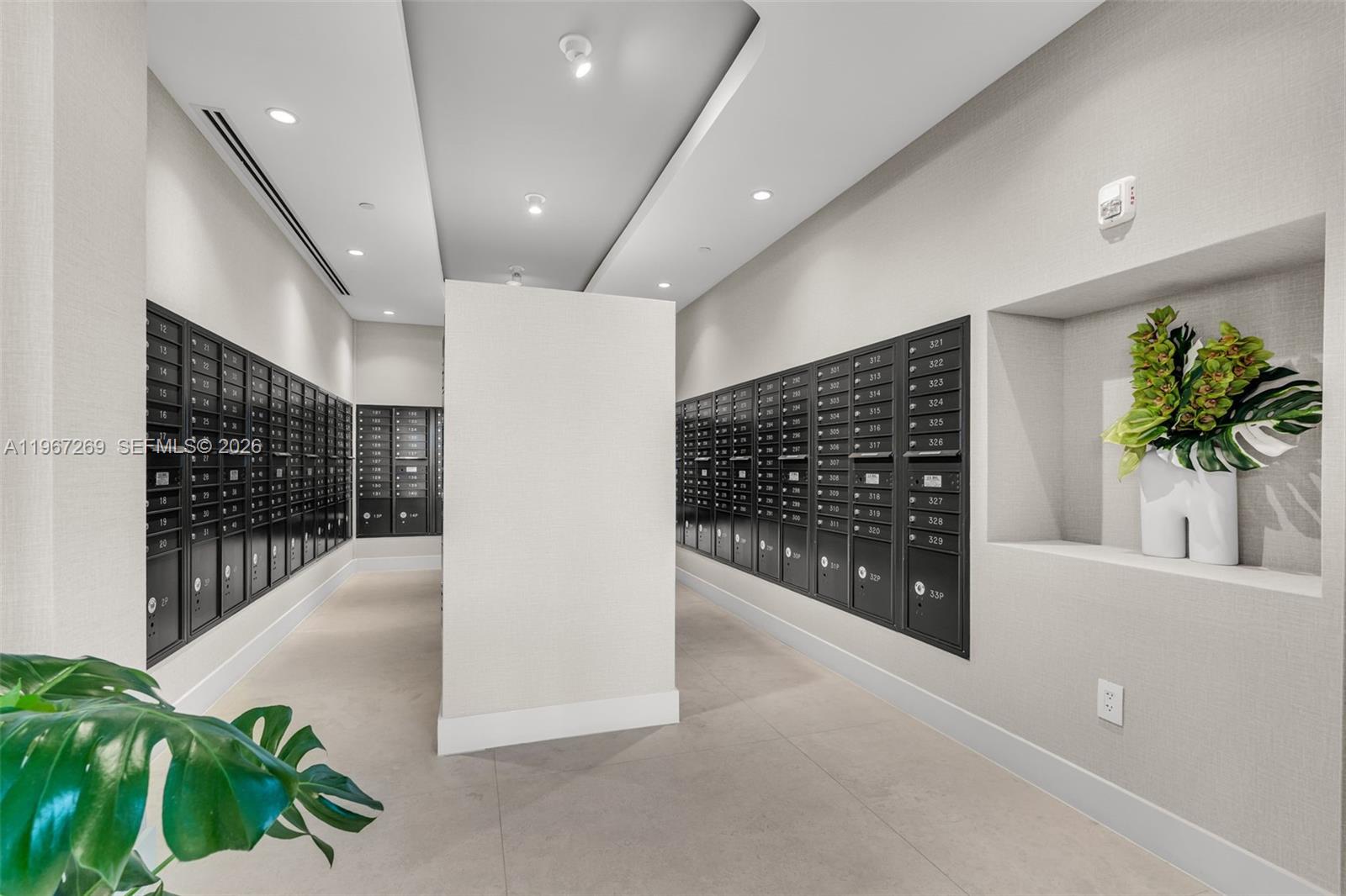 700 NE 24th ST # 1806