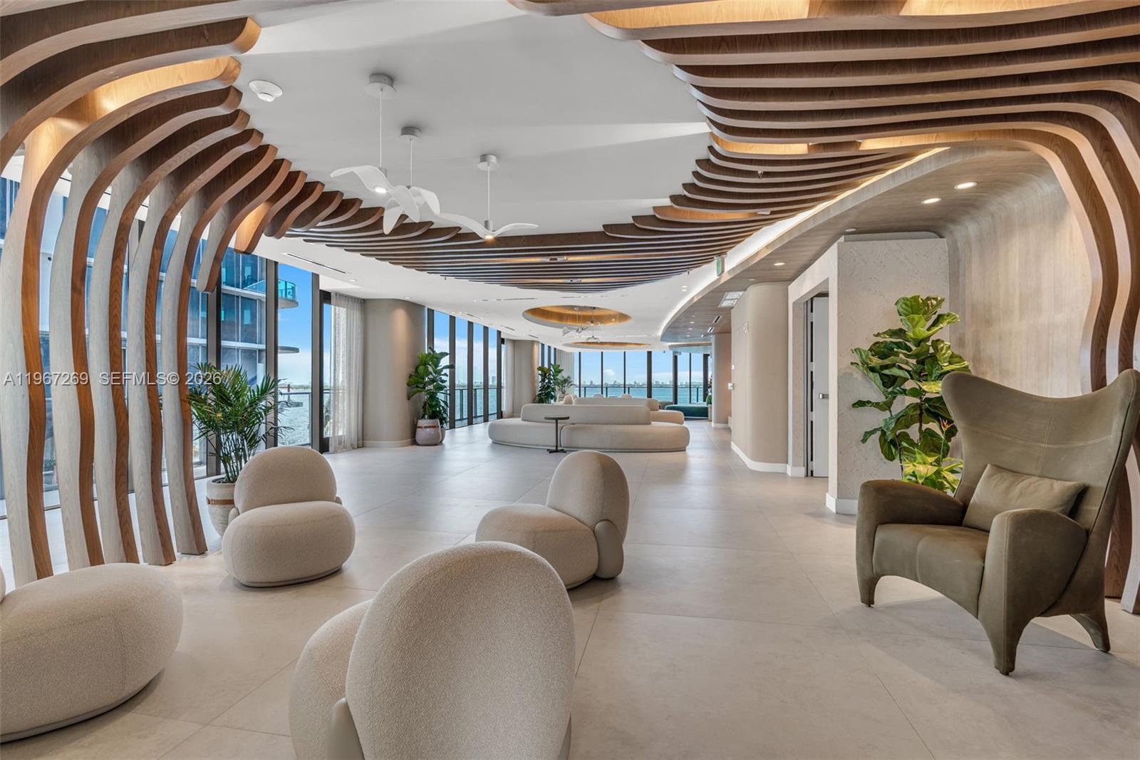 700 NE 24th ST # 1806