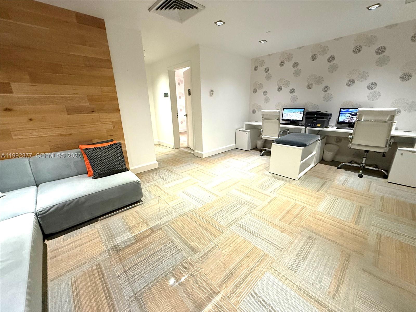 951 Brickell Ave # 3900