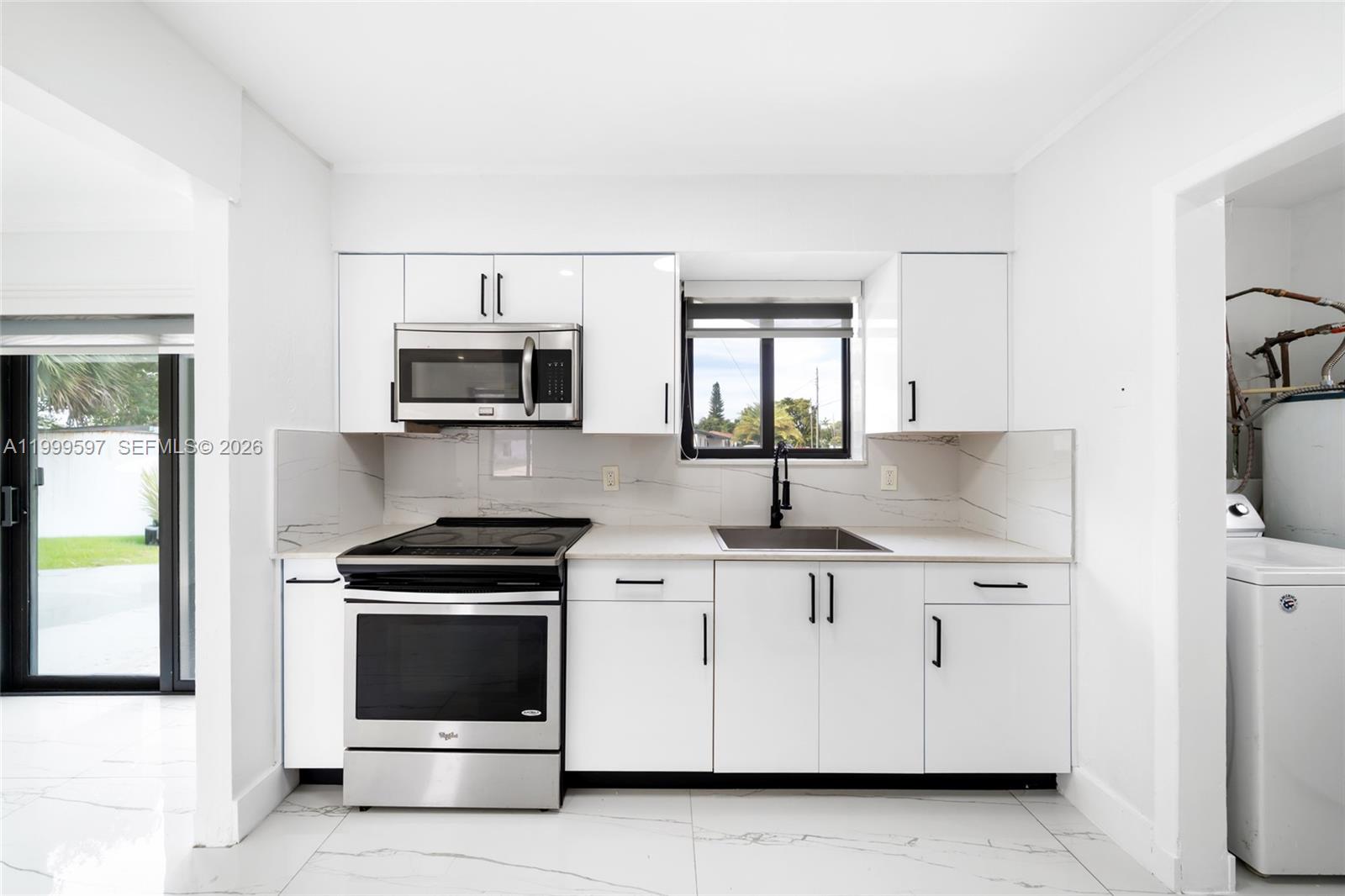 2401 SW 45th Ave