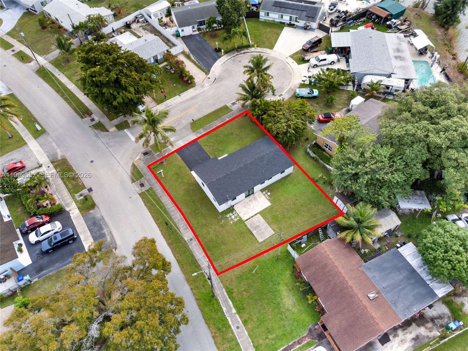 2401 SW 45th Ave