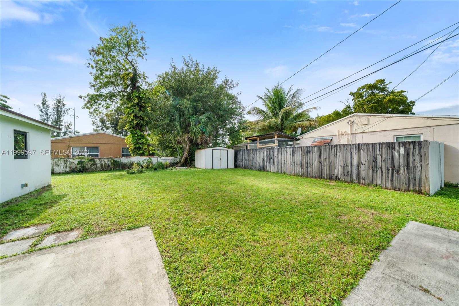 2401 SW 45th Ave