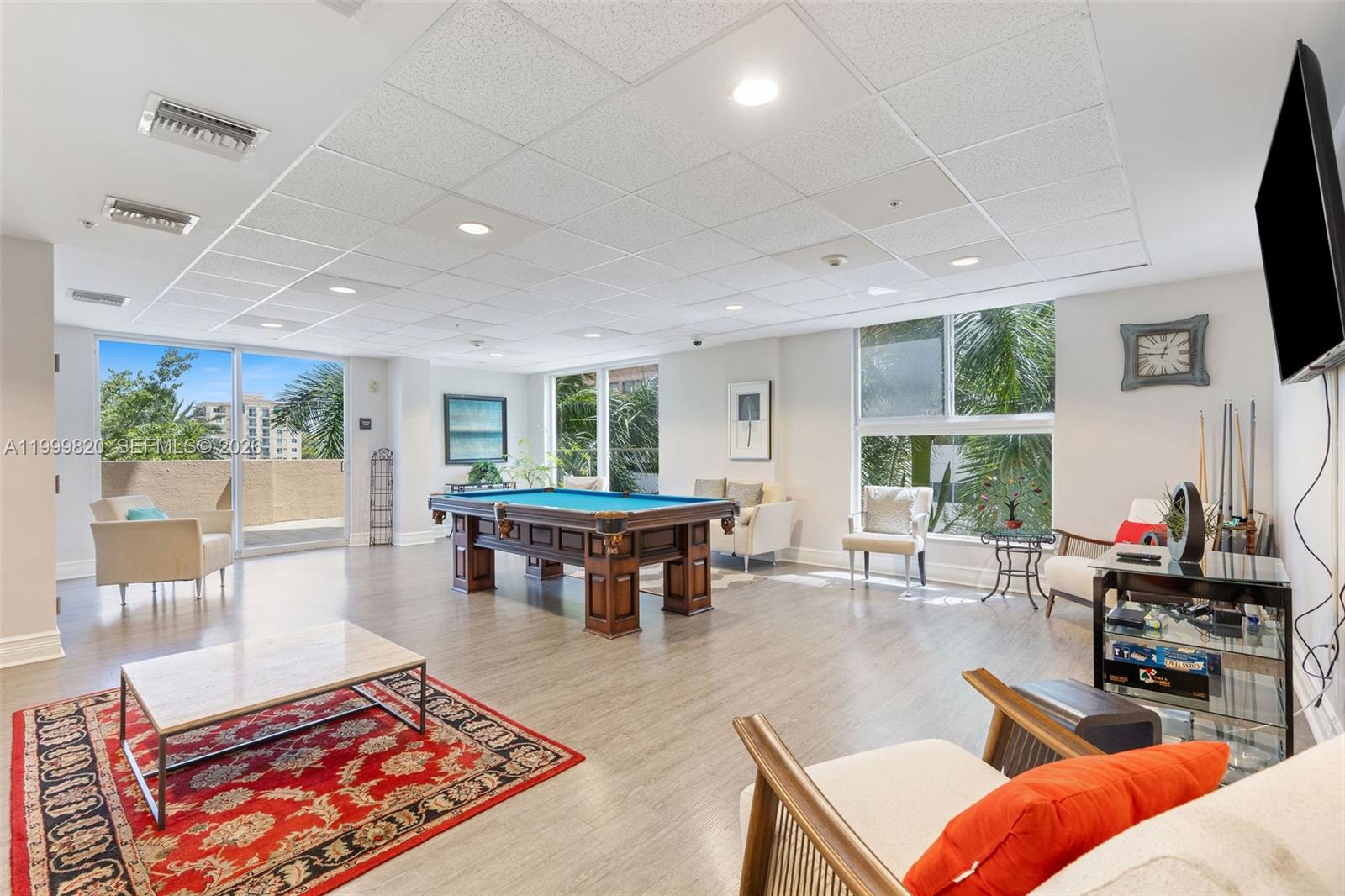 2650 SW 37th Ave # 406