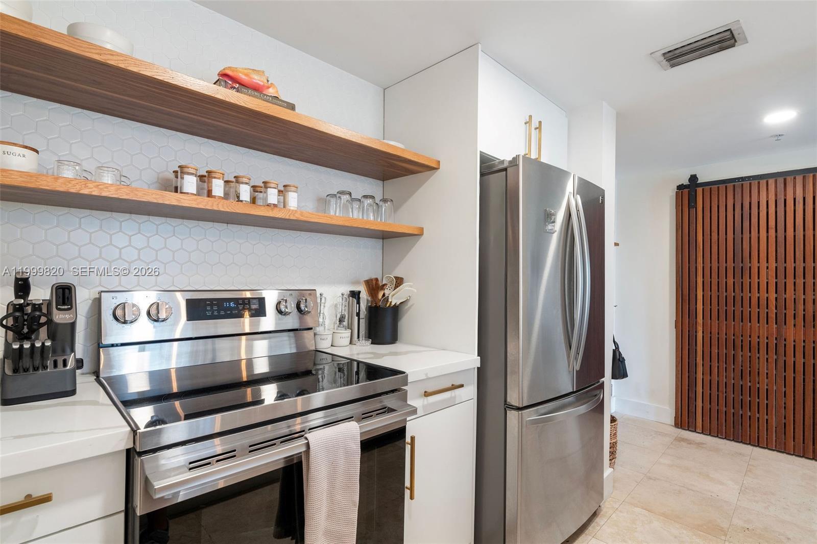 2650 SW 37th Ave # 406