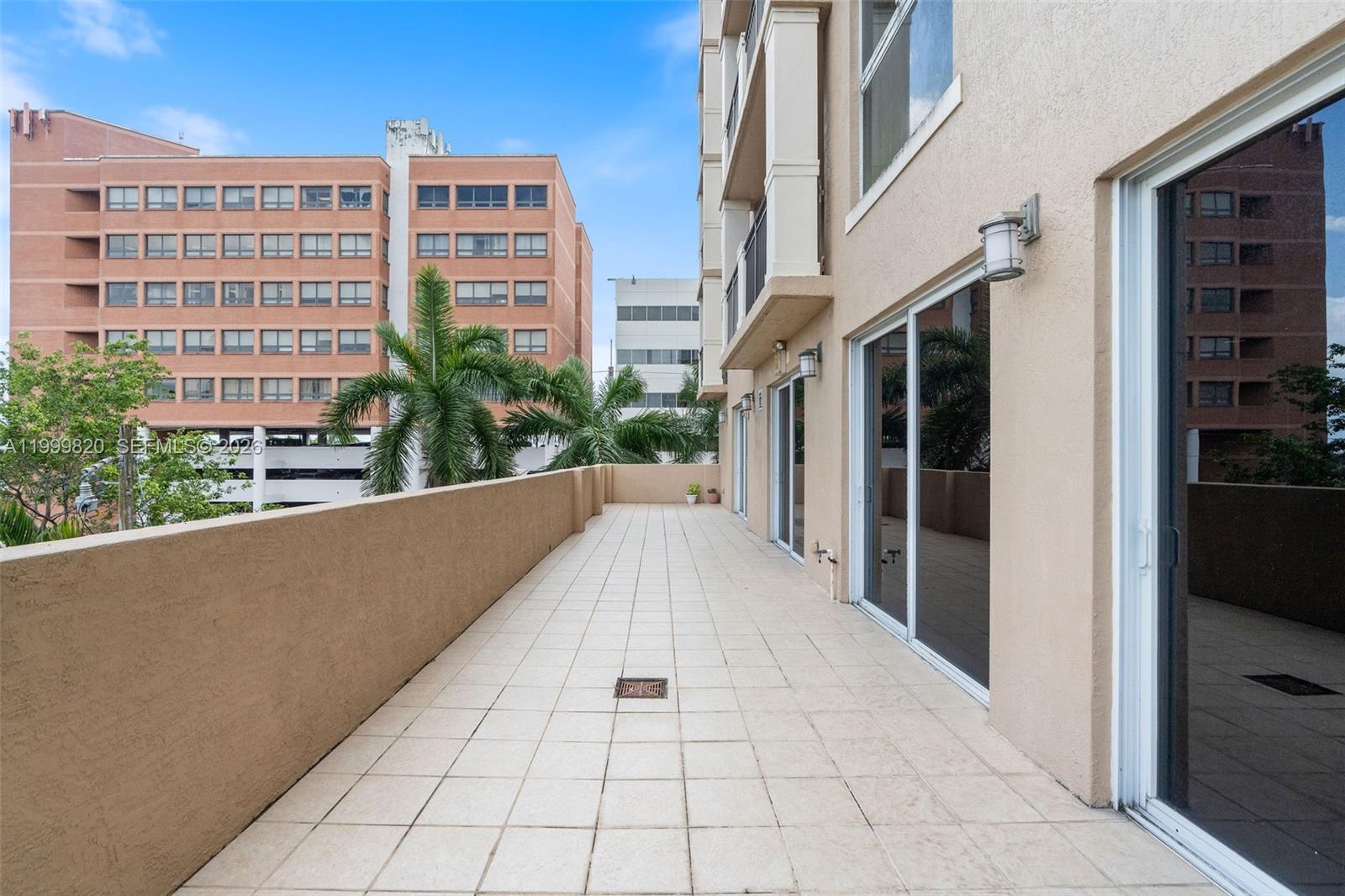 2650 SW 37th Ave # 406