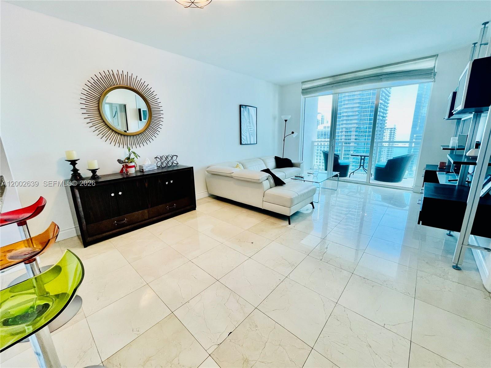 950 Brickell Bay Dr # 3703