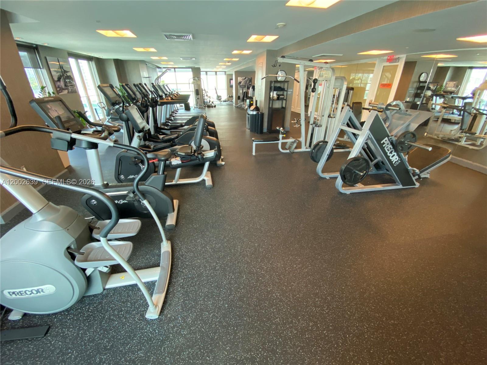 950 Brickell Bay Dr # 3703