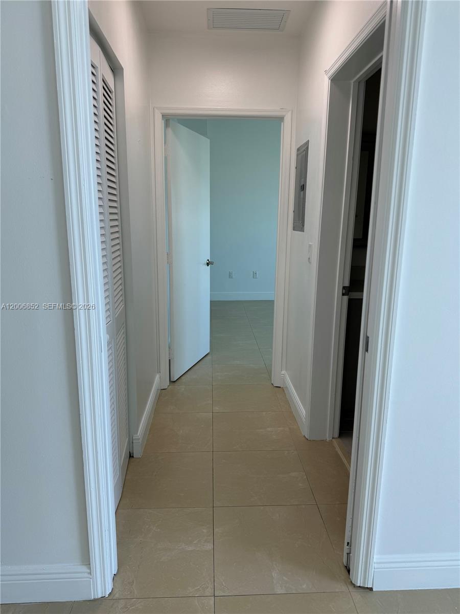 950 BRICKELL BAY DR # 5402