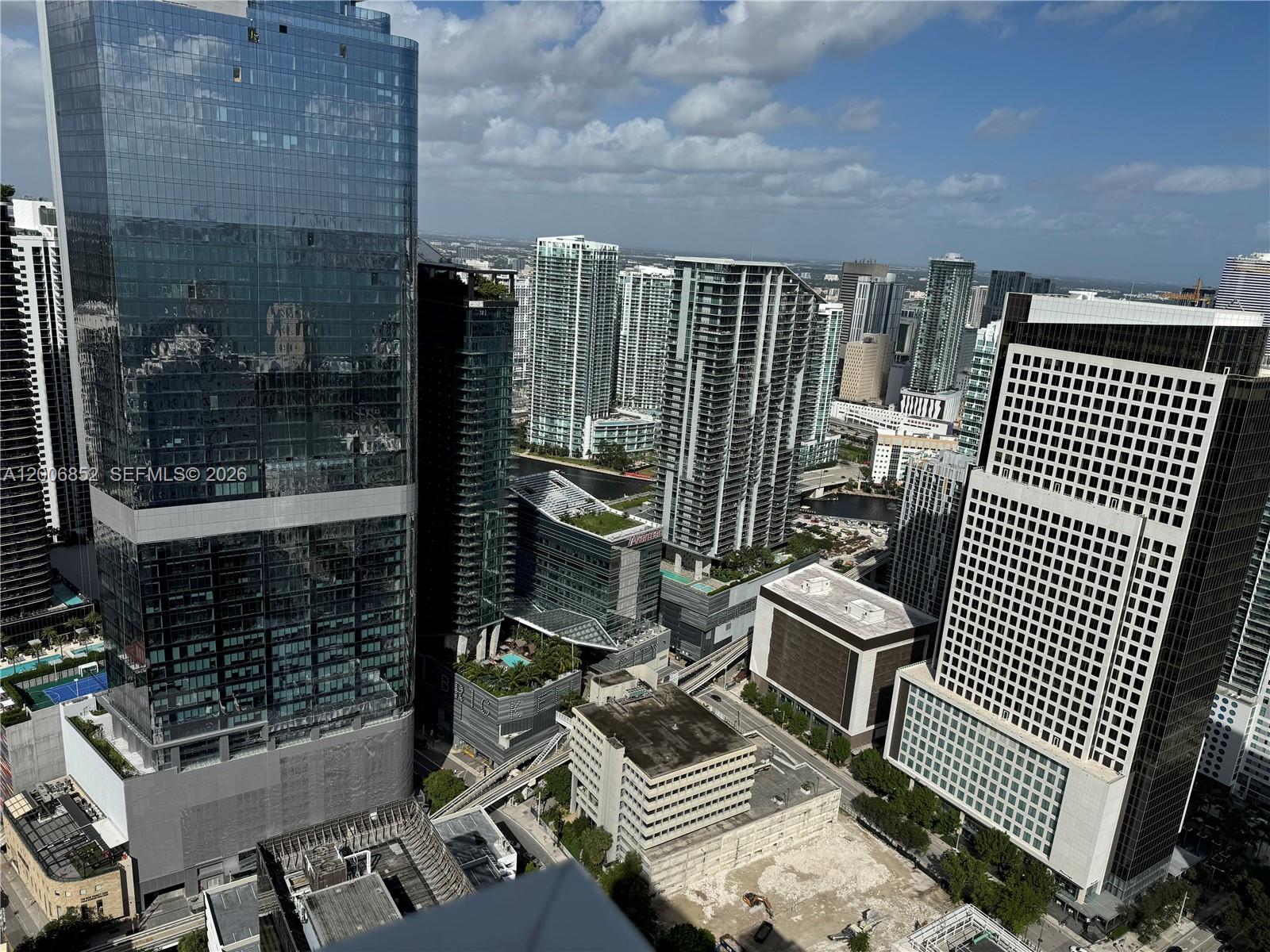 950 BRICKELL BAY DR # 5402